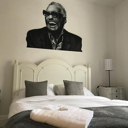 Wansford Country Lounge B&B Kültér fotó