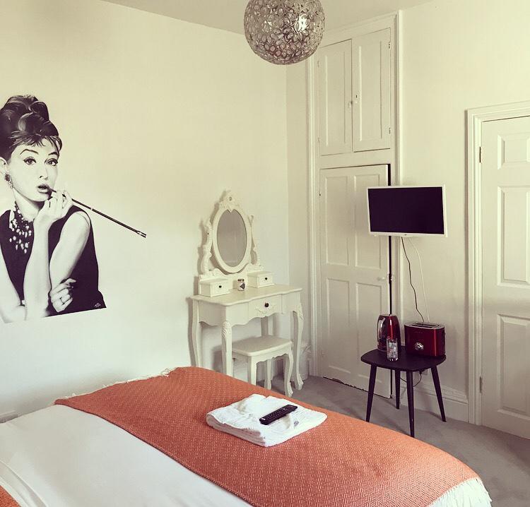 Wansford Country Lounge B&B Kültér fotó